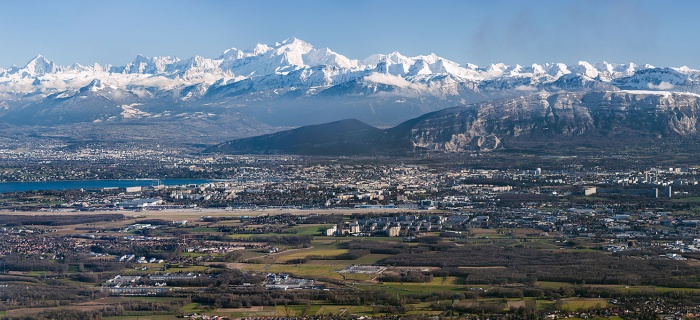 Vue du Grand Genève face au Mont Blanc