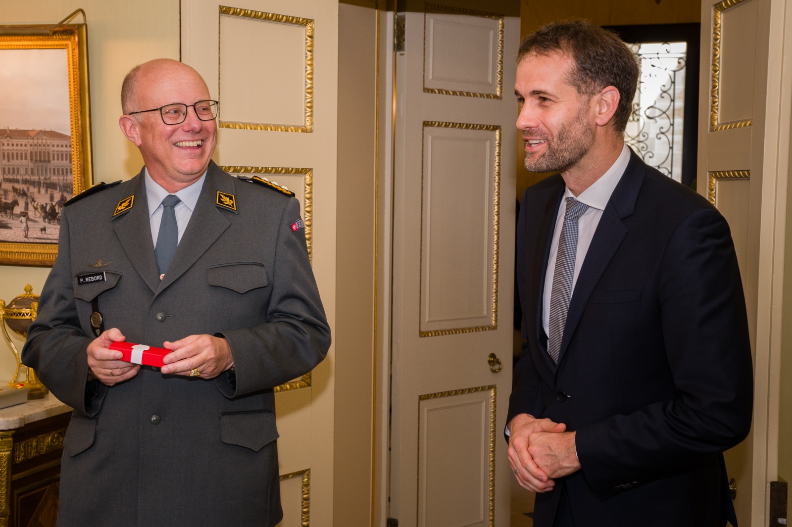 Monsieur Antonio Hodgers, Président du Conseil d'Etat et Monsieur Philippe Rebord, Chef de l'Armée