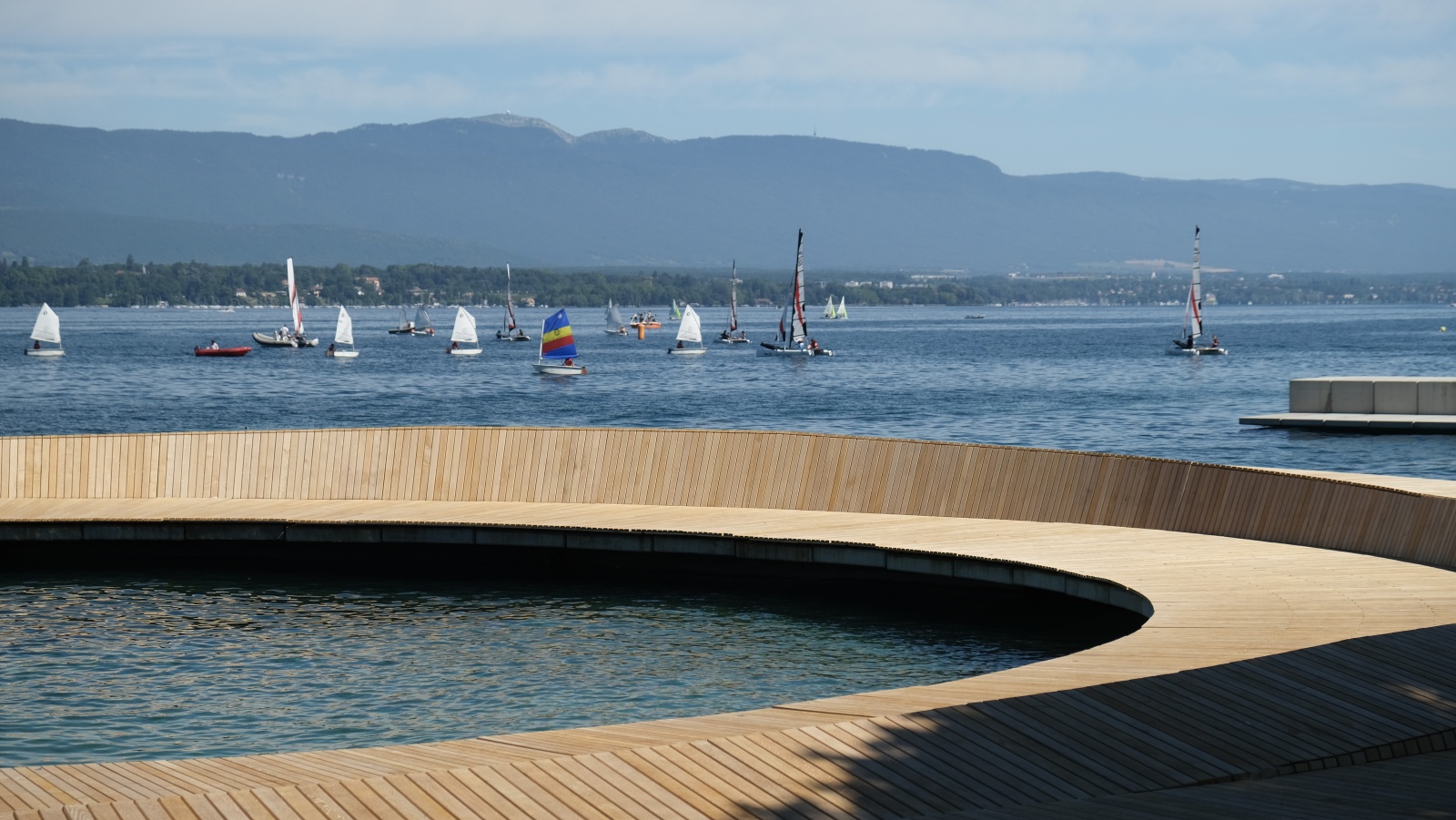 Illustration aménagements d'accès au lac sur le Quai de Cologny