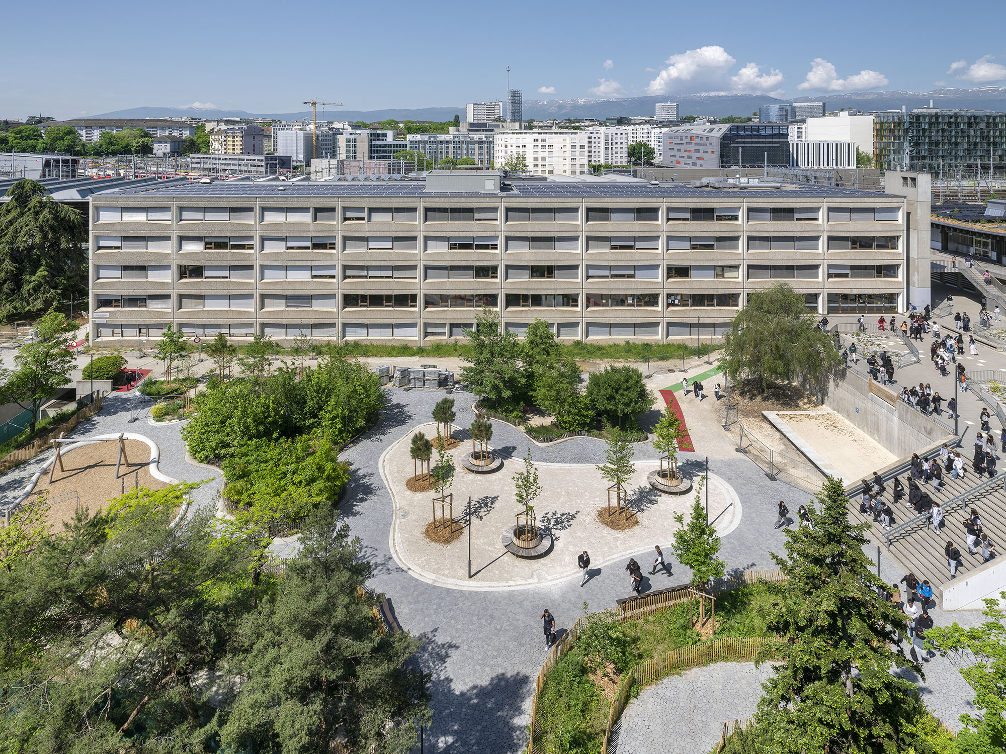 Le préau du cycle de Sécheron © Johannes Marburg