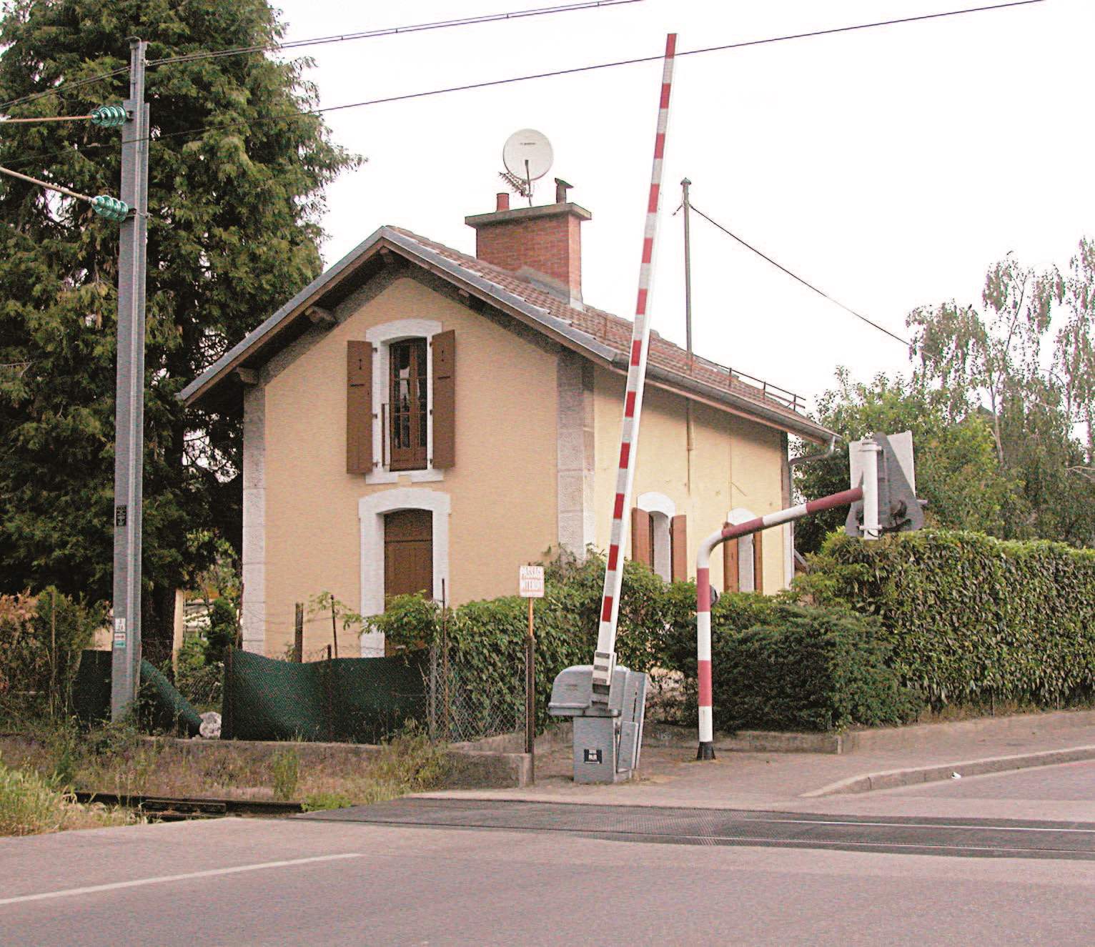 Maison de gare-barrière, façade sud, © OPS