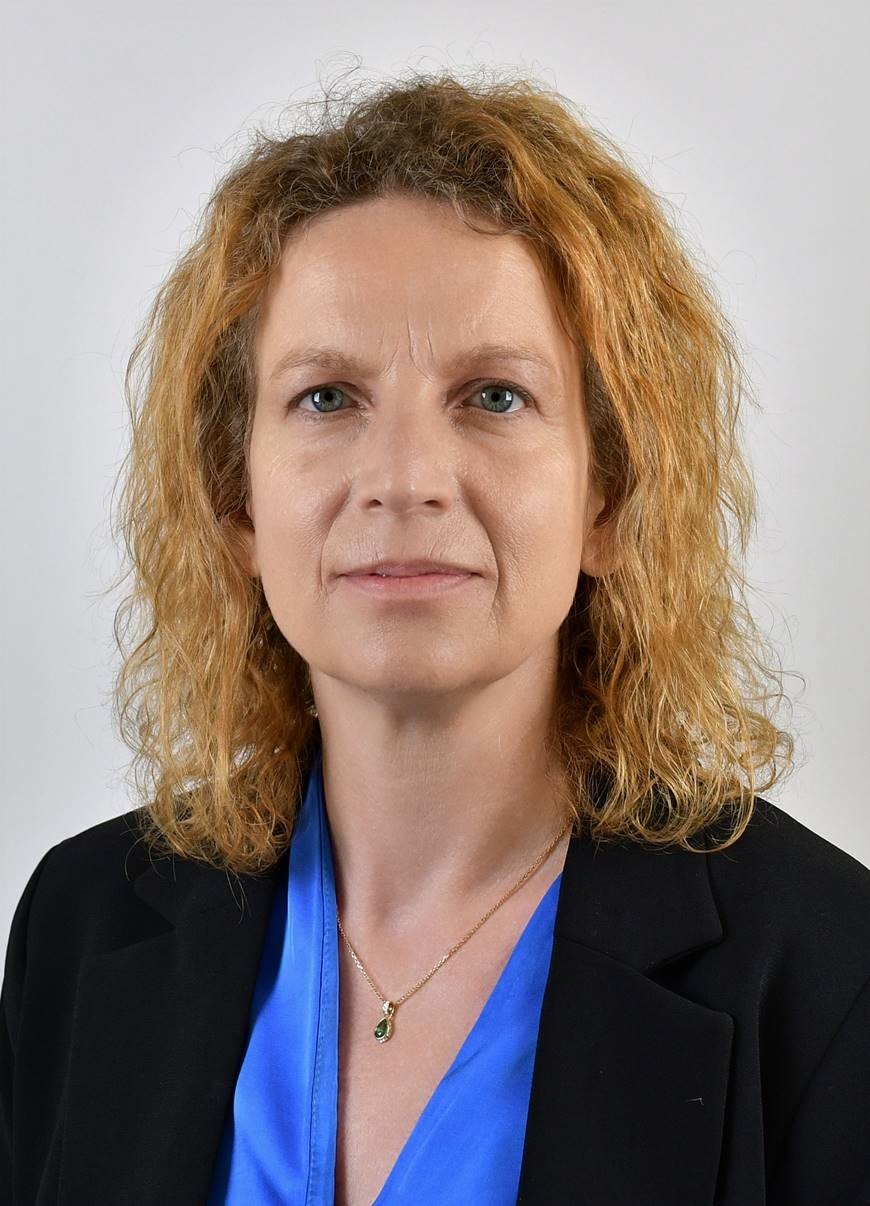 Mme Stéphanie Blaser Directrice