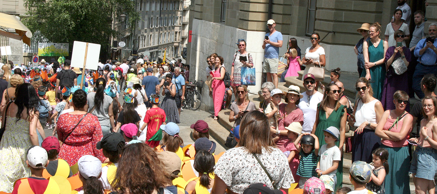 cortège dans les rues basses