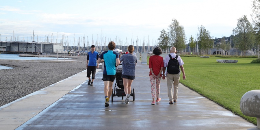 La promenade de la Plage Publique des Eaux-Vives (août 2020) © Etat de Genève Plage Publique Eaux-Vives