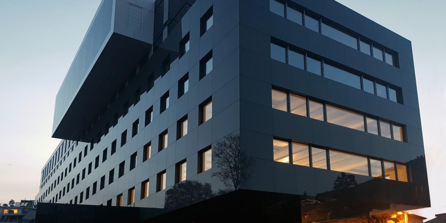 Nouveau bâtiment de la FICR, inauguré le 6.05.2019 / Coût : 59.4 mio CHF / © B+S ingénieurs conseils SA Nouveau bâtiment de la FICR, inauguré le 6.05.2019 / Coût : 59.4 mio CHF / © B+S ingénieurs conseils SA