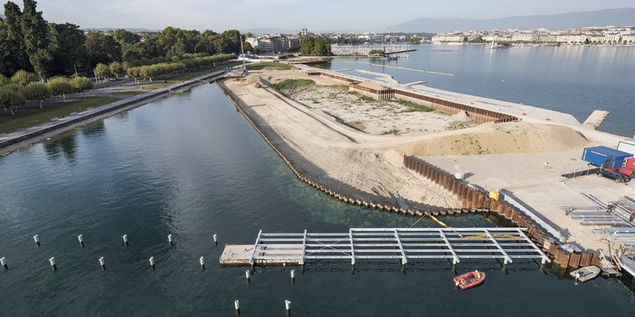 Chantier de la Plage Publique des Eaux-Vives, septembre 2018. © Serge Fruehauf Plage Publique Eaux-Vives