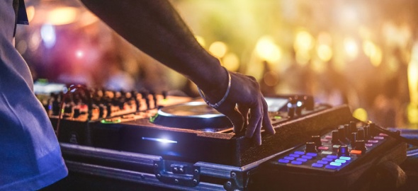 CoGa.app, une carte d'accès numérique aux night-clubs genevois pour lutter contre la propagation du coronavirus