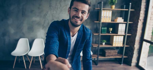 Recruter ou décrocher un emploi grâce à des allocations