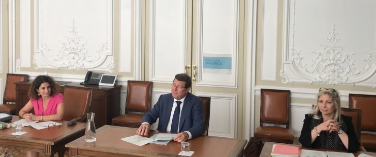 Modification de la loi sur le convoyage et la surveillance des détenus hors des établissements pénitentiaires Modification de la loi sur le convoyage et la surveillance des détenus hors des établissements pénitentiaires