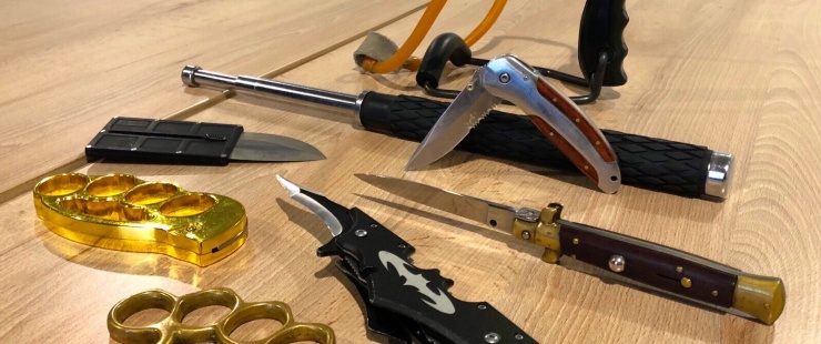 Photos d'armes interdites