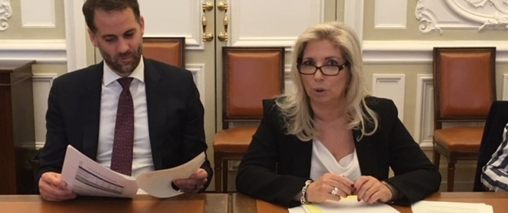 Antonio Hodgers et Nathalie Fontanet présentent le budget 2020 Antonio Hodgers et Nathalie Fontanet présentent le budget 2020