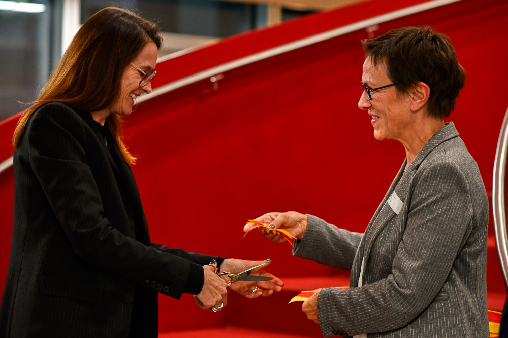 Anne Hiltpold, conseillère d'Etat, et Joëlle Mathey, directrice de la fondation ForPro. Credit photo: Zoé Aubry