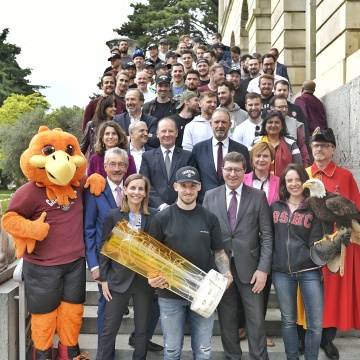 Cérémonie en l'honneur du GSHC, champion suisse de hockey sur glace. Photo Anna Pizzolante