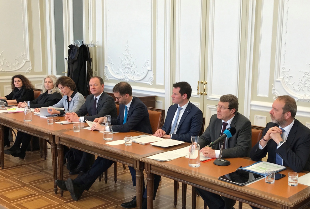 Conférence De Presse Conseil Fédéral Aujourd'hui / Le Conseil Federal Presente Son Plan Du ...