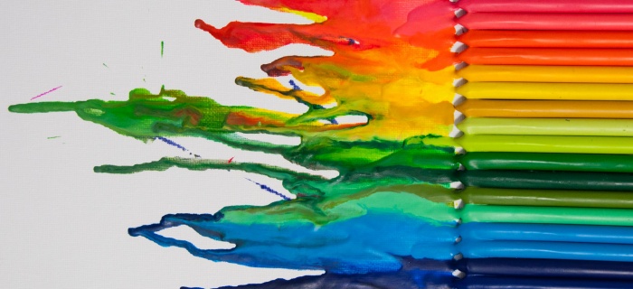 couleurs arc-en-ciel en crayons 