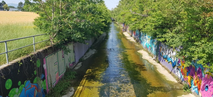 Le Nant d'Avril canalisé