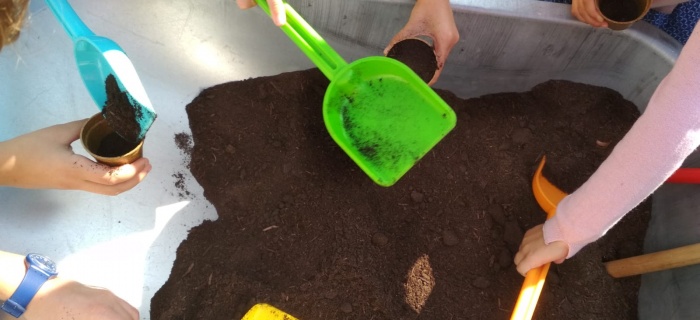 Education pédagogique au compost