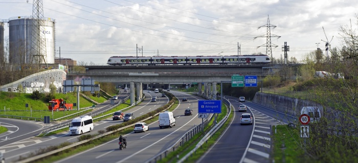 L'autoroute de contournement à la jonction de Vernier