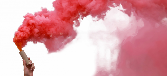 Fumigène rouge