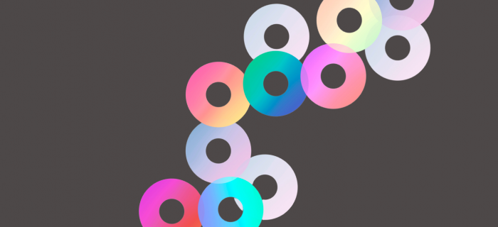 donuts couleurs sur le fond foncé