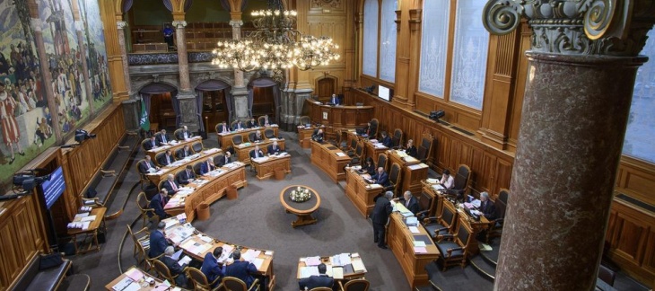 Le Projet fiscal 17 s'est transformé en «Loi relative à la réforme fiscale et au financement de l'AVS» ou RFFA. Le Projet fiscal 17 s'est transformé en «Loi relative à la réforme fiscale et au financement de l'AVS» ou RFFA.