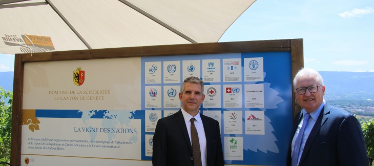 J. Oberreit, Secrétaire général de MSF International et L. Barthassat, Conseiller d'Etat Vigne des Nations 2017