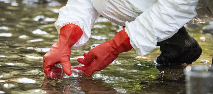 Maintenir une veille technique et scientifique sur la qualité de l'eau