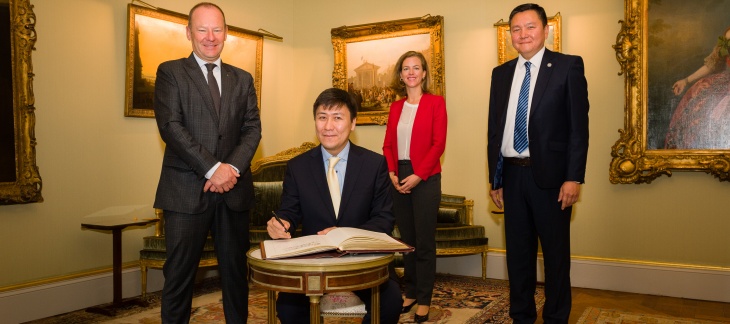 Visite de courtoisie de S.E. Monsieur l'Ambassadeur Dr. Almazbek Beishenaliev, représentant permanent de la République kirghize auprès de l'ONU à Genève