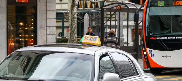 Dès aujourd'hui, les professionnels du transport en taxi et VTC fonctionnent avec un nouveau règlement