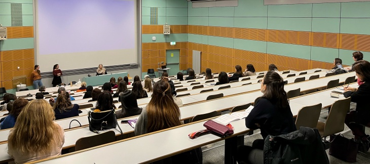 auditoire Uni mail candidates au Grand Conseil introduction Nathalie Fontanet