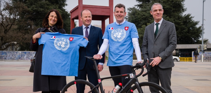 Tour à vélo "En route avec la Suisse. Un vélo, un ambassadeur, des rencontres" de Monsieur Roberto Balzaretti, Ambassadeur de Suisse en France