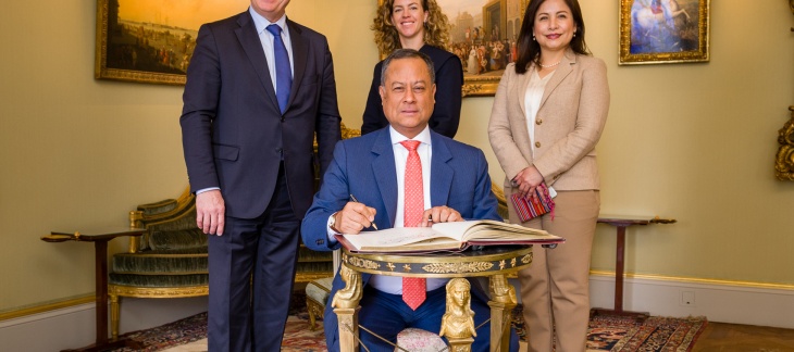 Visite de courtoisie de S.E. Monsieur Luis Alberto CASTRO JOO, Ambassadeur du Pérou en Suisse