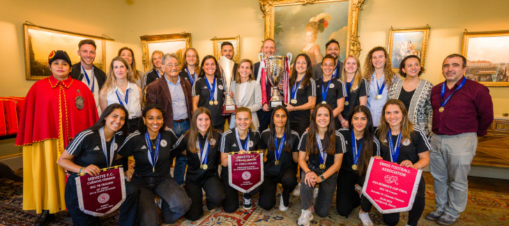 Cérémonie en l'honneur du Servette Football Club CHênois féminin (SFCCF)