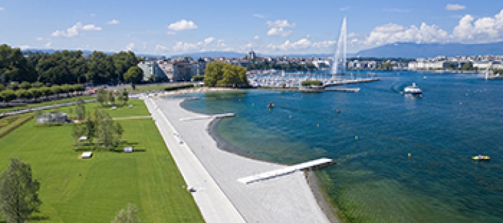 Plage Publique des Eaux-Vives - © Théo Gardiol