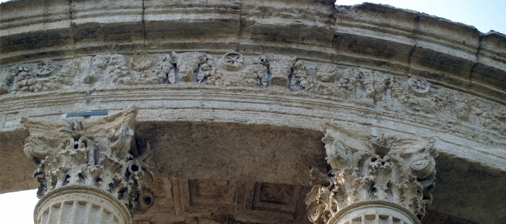Temple de Vesta à Rome, © Wikipedia Commons, domaine public