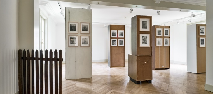 Exposition des œuvres du Fonds cantonal d'art contemporain au Manoir de Cologny, 2022 . Photo @ Serge Fruehauf