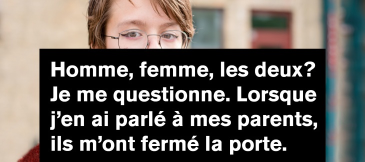 jeune rejeté par ses parents qui se questionne sur son identité 