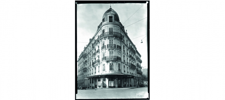 Immeuble d'angle, place Isaac-Mercier 1 / rue des Terreaux-du-Temple 6. © Photo Boesch, Bibliothèque de Genève