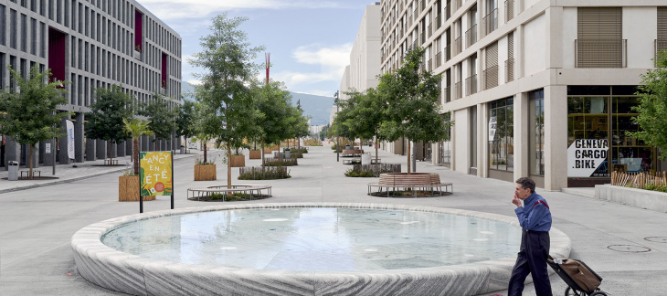 Fontaine place de la gare / Serge Fruehauf