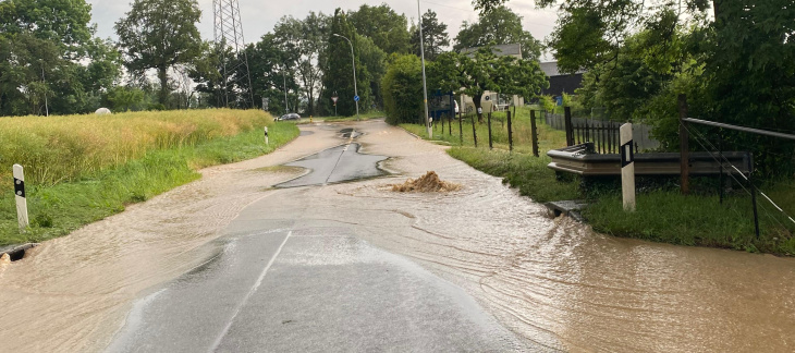 Phénomène de ruissellement et refoulement par les réseaux - Route de Bardonnex