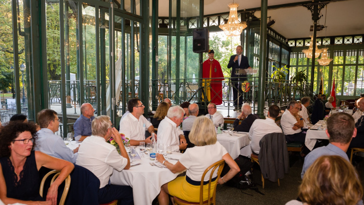 Cérémonie en l'honneur des magistrats communaux sortants