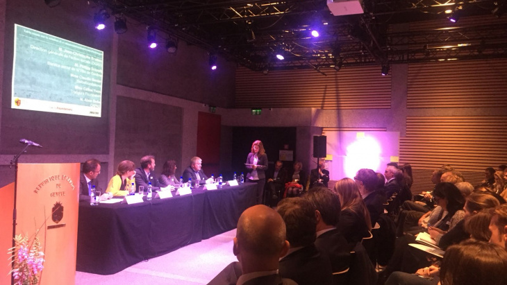 Photo de la table ronde