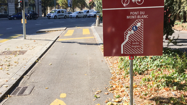 Aménagements cyclables sur le pont du Mont-Blanc