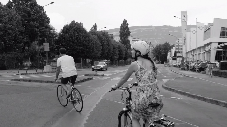 Visite à vélo du PAV