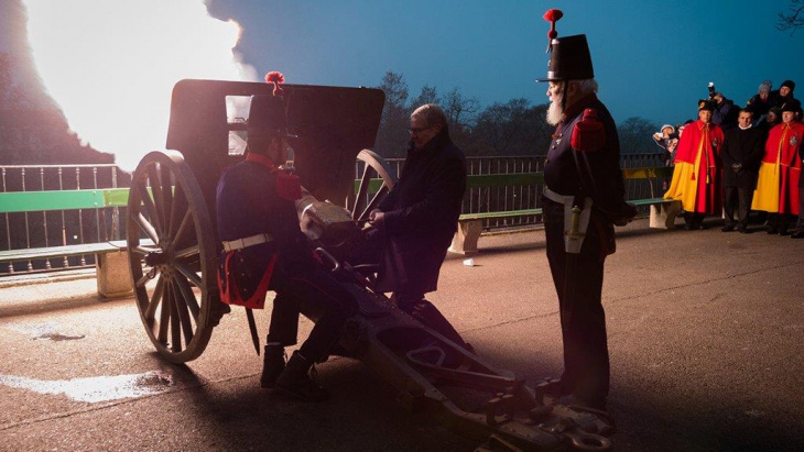 Le canon situé sur la promenade de la Treille.