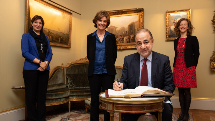 Visite de courtoisie de S.E. Monsieur l'Ambassadeur Idris bin Abdul Rahman bin Issa Al Khanjari, Représentant permanent du Sultanat d'Oman auprès de l'ONU à Genève