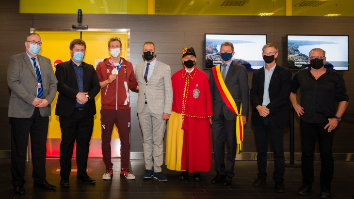 Accueil de Monsieur Jeremy Desplanches, médaille de bronze sur le 200m 4 nages aux Jeux olympiques de Tokyo