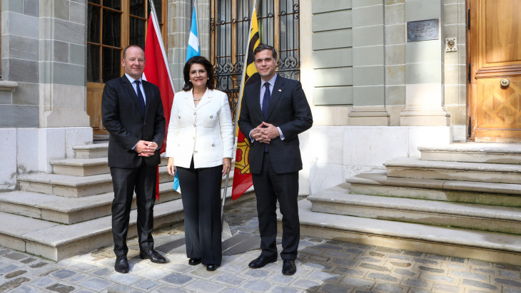 Visite de courtoisie de Madame Rodi Kratsa-Tsagaropoulou, gouverneure de la Région des îles Ioniennes