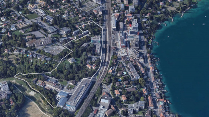Vue aérienne et périmètre du projet - image Google Earth 