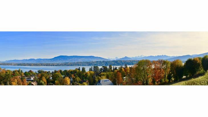 Vue du lac Léman et des Alpes depuis le village de Pregny-Chambésy, © Jérémy Toma